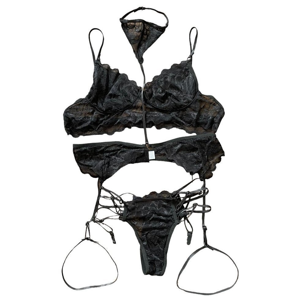 New Sexy Lace Lingerie 3 Piece Bra Panties Garter Belt Choker Set in Black